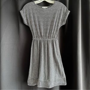 Geometric Knit Cuff Sleeve Dress